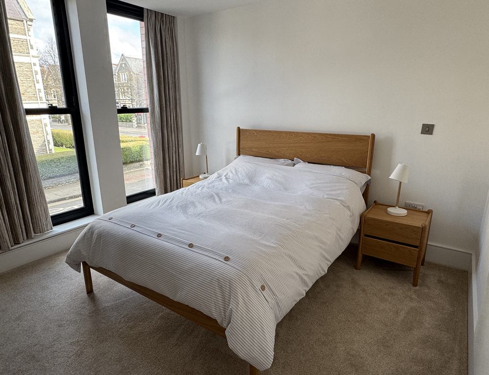 ty-cornel-bedroom-pontcanna
